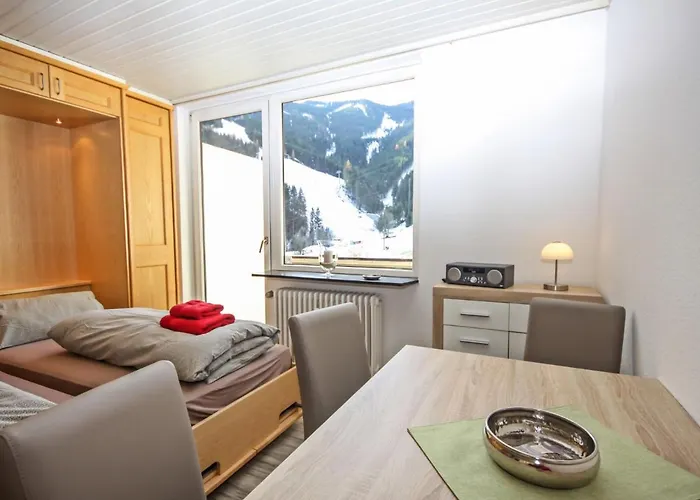 Lejlighed Max & Moritz 16 By Interhome Zell am See