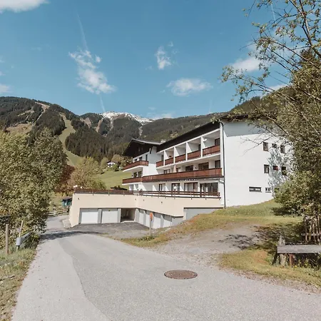 Apartamento Max & Moritz 16 By Interhome Zell am See