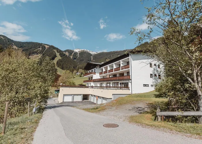 Daire Max & Moritz 16 By Interhome Zell am See